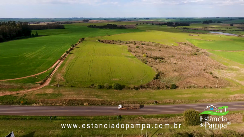 48 HA NO RS.00_00_25_14.Quadro004_f5d51e7f96905c13b09b627bcbcb504c014eb976.png